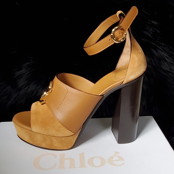 SOLD Chloé 'C' plaque platform sandals - Picture 4 of 12